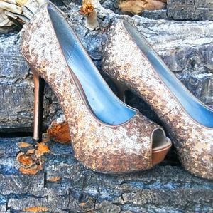 Vera wang. Bronze sequined pumps. Size 6.5
